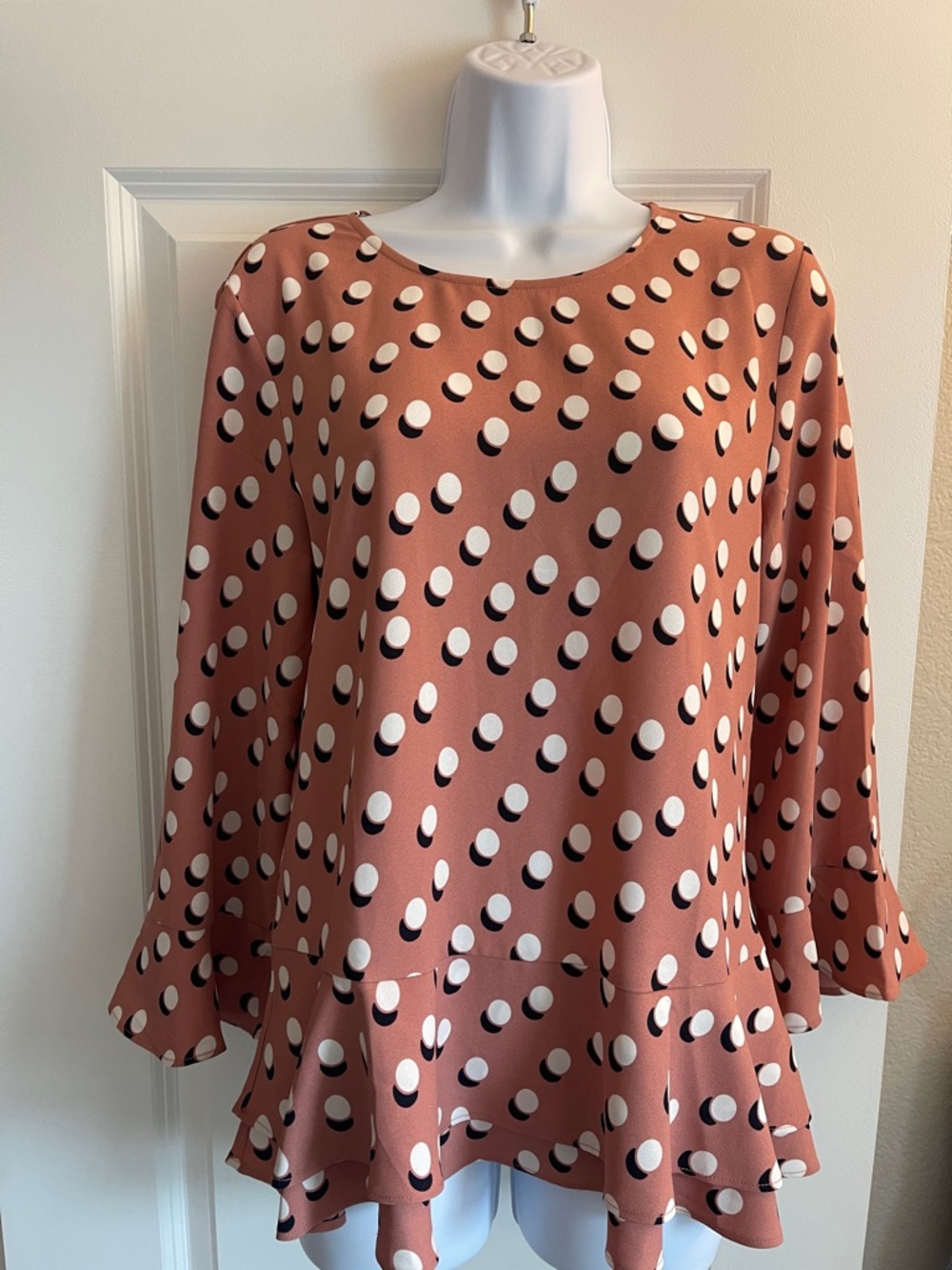 Ann Taylor dark blush pink Polka Dot Ruffle-Hem Blouse